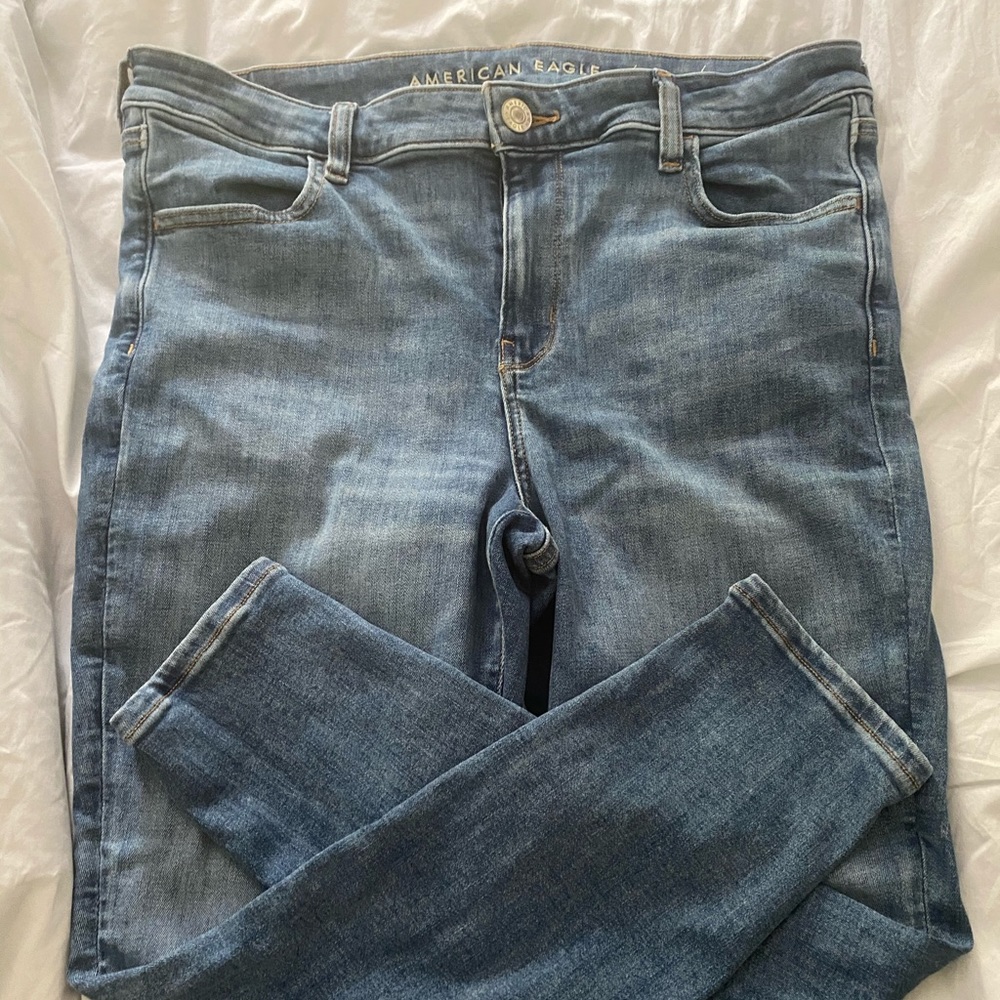 LIKE NEW AE NEXT LEVEL STRETCH JEGGING  SZ 16 S